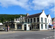 peebles - Green Tree Bar